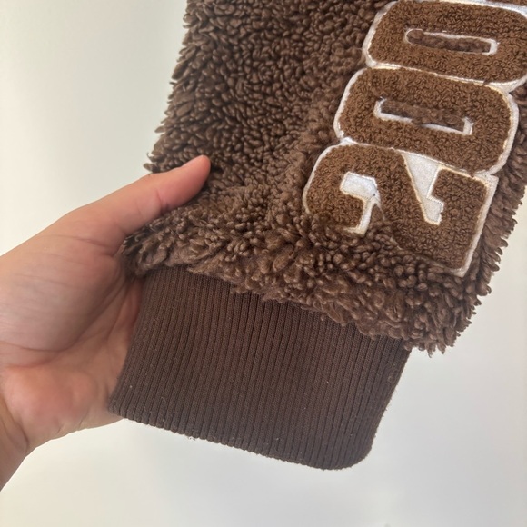 Azalea Wang Ruela Brown Teddy Varsity Bomber Jacket Fleece Sherpa Cropped - Picture 7 of 14